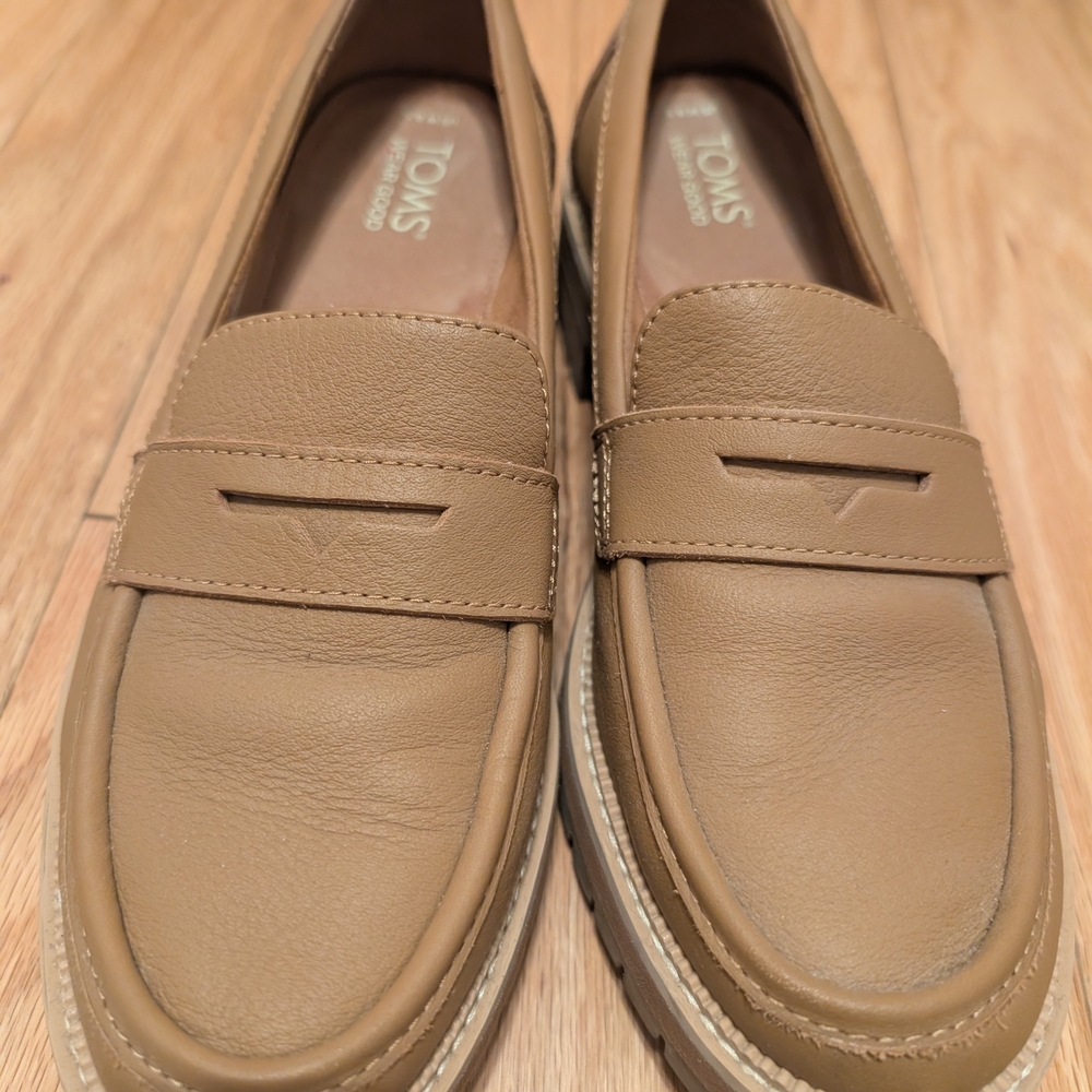 Toms Tan Leather Penny Loafers - Picture 4 of 5